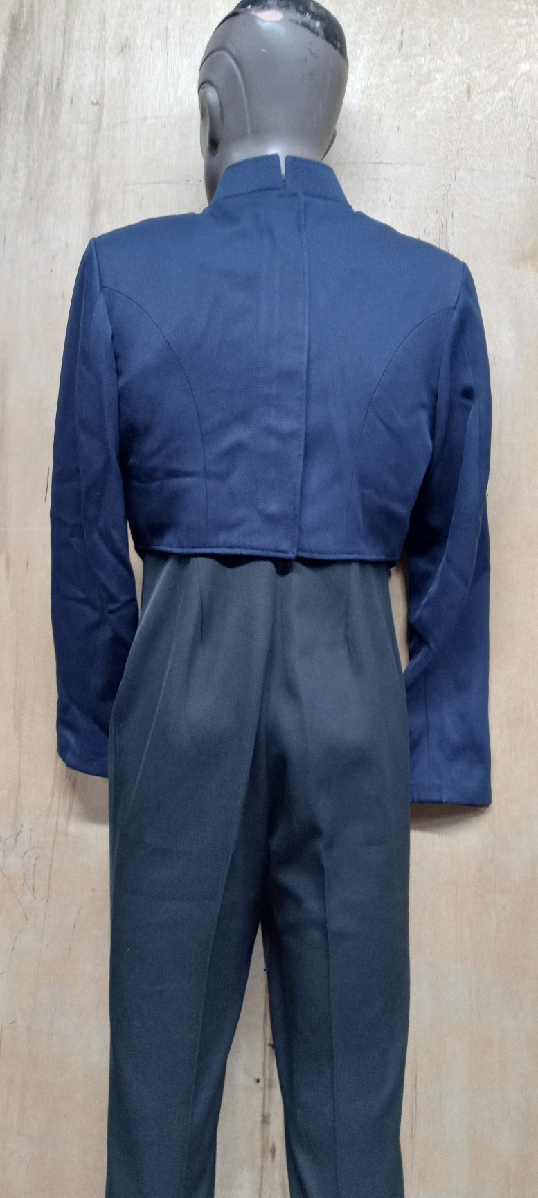 Set of 62 Navy, Gold, White & Black Marching Band Uniforms Item Description: This is a very nice set
