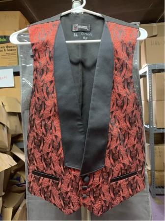 Set of 6 Red and Black Vests by Mel Howard Accessories