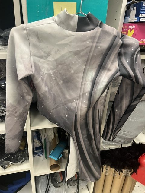 Coordinating gray drum major top