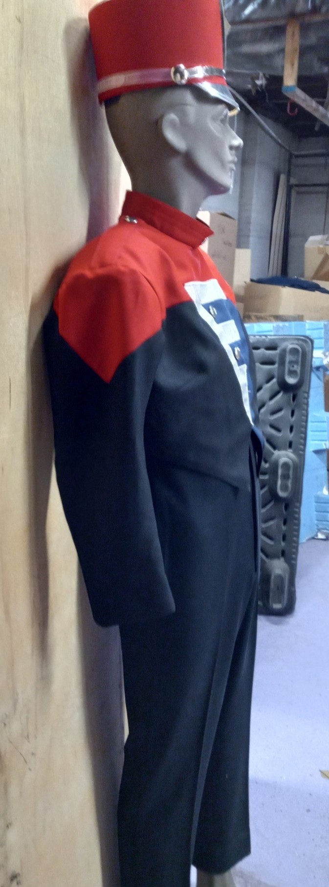 Set of 100 Black, Red and Blue Cesario Marching Band Uniforms Item description: This is a lot of 100