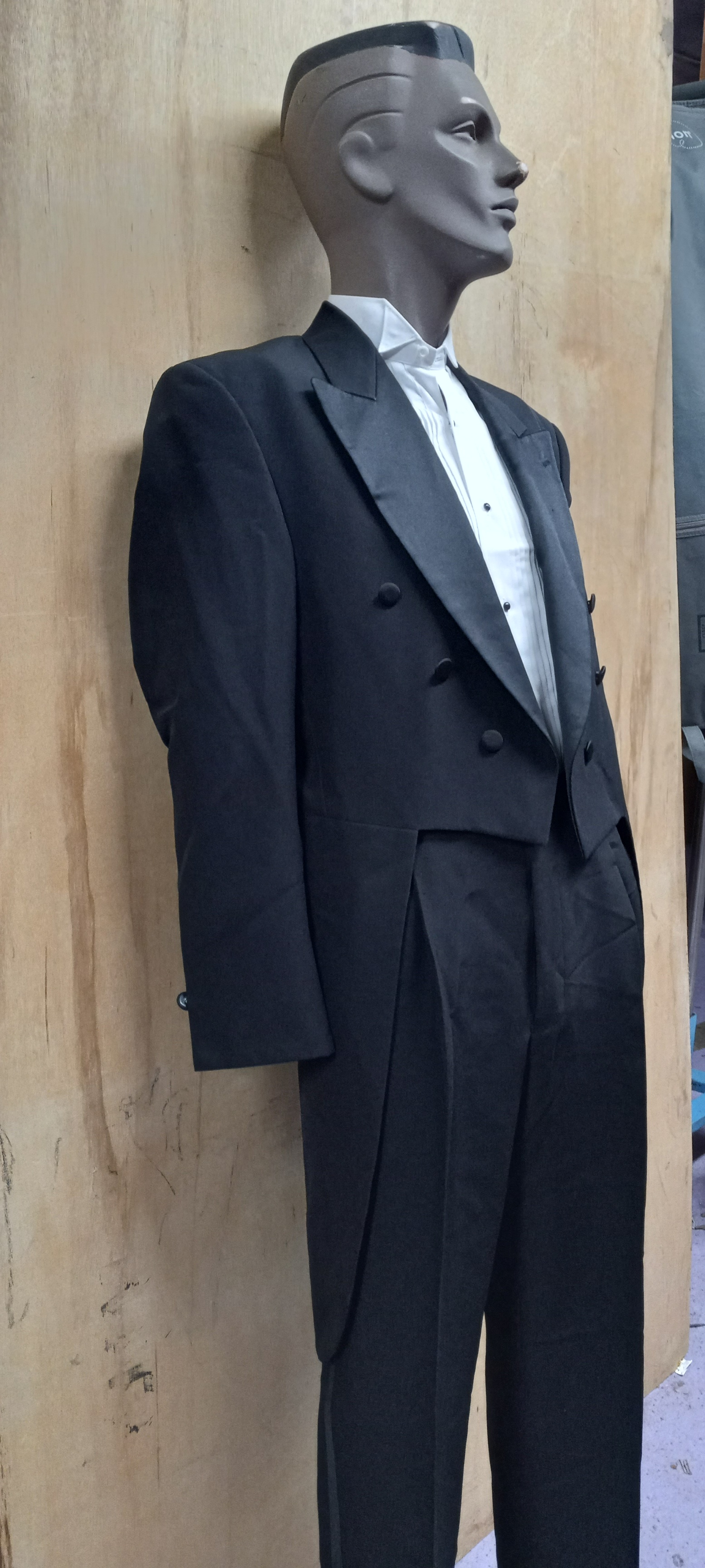 10+ Used Tuxedo Suits with Tails