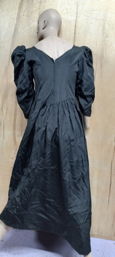 68 Used Black Leg of Mutton Dresses