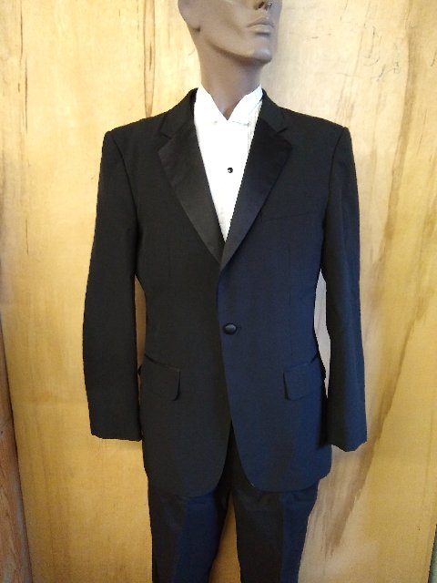 172(+/-) Black Concert, Choir, Symphony Tuxes